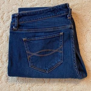 Abercrombie & Fitch women’s 10 jeans- zippered hem